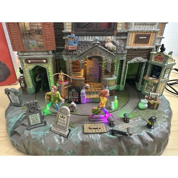 Lemax Spooky Town THE HORRID HAUNTED HOTEL Halloween Village Decoration Read - Picture 12 of 15